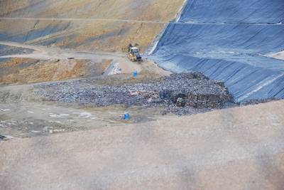Los valencianos reciclan más de 74 millones de kilos de vidrio durante 2011
