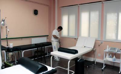 Onda realiza mejoras en el Centro de Mayores de cara a l inicio del nuevo curso