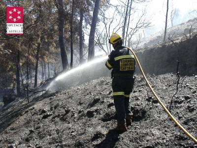 El PSOE pide a la Generalitat que 'rebaje los requisitos' de las ayudas por el incendio del Alto Palancia para evitar que se pierdan la mayoría de ellas