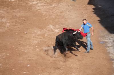 Accidentada última tarde taurina en Sant Vicent