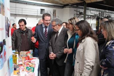 La cooperativa Católico Agraria de Vila-real cedeix el local a Creu Roja per enmagatzemar els aliments