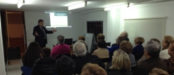 conferencia-sobre-la-conjuntivitis-alergica-a-cargo-del-dr-pascual-claramonte-en-la-farmacia-assumpta-ferrero-el-14-de-marzo