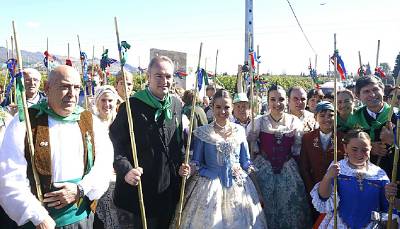 Participativa Romería de las cañas hasta la ermita de la Magdalena