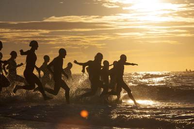 1.200 triatletas participarán en Castellón en la segunda cita del ?KODA Triathlon Series