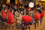 Decenas de parejas bailan el 'Ball Pla' en la plaza de Ares