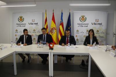 Benlloch y Puig reúnen al Instituto de la Innovación para abordar el trabajo y proyectos de innovación de Vila-real