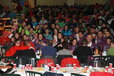 1.200 falleros participan en el pa-i-porta