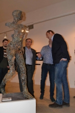 Elixir Creativo inaugura amb gran expectació i afluència de públic l'exposició 'Identidades'