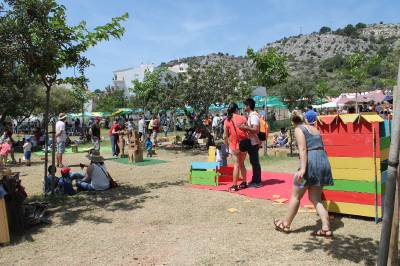 La tercera edición del festival infantil Formigues Festival reúne alrededor de 2.500 asistentes
