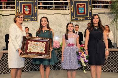 Burriana celebra aquest cap de setmana les Exaltacions com a Reines Falleres d'Elena Collado i Silvia Martínez