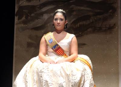 Elena Guzmán ya reina en las fiestas patronales de Sant Vicent