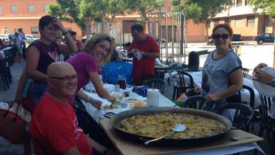 Xilxes celebra con éxito el Concurso de Paellas