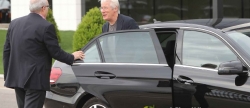 richard-gere-visita-la-sede-central-de-porcelanosa