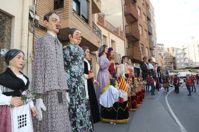 El correllengua y la VI Trobada de Gegants i Cabuts abre una intensa programación de octubre que ofrecen Ayuntamiento y Asociaciones de Alcora.