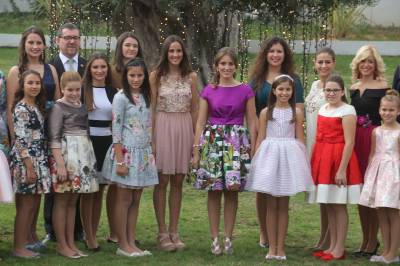 Todas las Falleras Mayores de Burriana 2018 se reúnen como acto previo al inicio del nuevo ejercicio fallero
