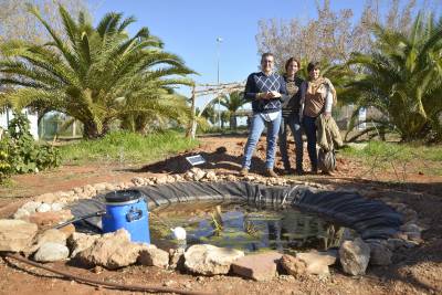 L'hort sostenible de la campanya Naturalment obri al públic en horaris guiats per afavorir la interacció amb l'entorn