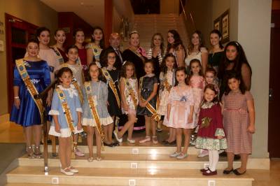 Las fiestas patronales de Sant Vicent despiden a sus festeras 2017 y proclaman a las de 2018