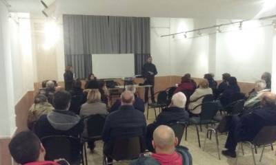 Asamblea informativa de Alternativa por Navajas
