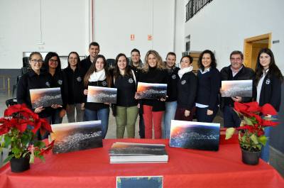 Los jóvenes de Vall d’Alba celebran un mercadillo solidario a favor de Cáritas