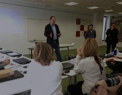 La Diputación hará de la creación de empleo su prioridad para 2018 al dedicar directamente 4,1 millones de euros de inversión