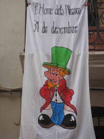 «Aneu al pont i voreu un home que té tants nassos com dies queden en l'any»