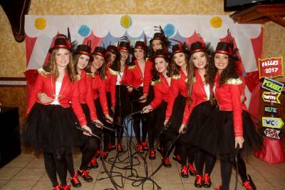 Las falleras mayores viven su particular fiesta de disfraces