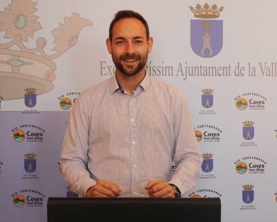 Los trabajadores de les Coves de Sant Josep reciben formación en inglés