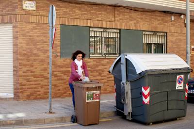 Onda estrena el 'cinquè contenidor' per a recollir la matèria orgànica