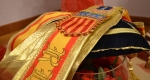 María Granell recibe la bandera de La Vall y esta noche sera exaltada como Reina de las fiestas de Sant Vicent