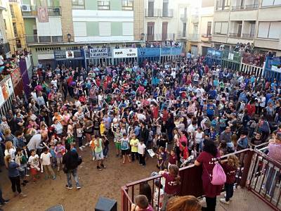 El Esclat de Festa sumerge a Almassora en su semana grande de Santa Quitèria