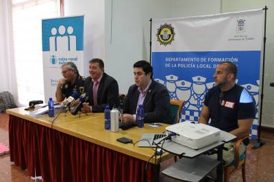 EL PRESTIGIOSO PROFESOR DAVID BERENGUERAS IMPARTE UN CURSO DE DEFENSA PERSONAL A LA POLICIA LOCAL DE NULES