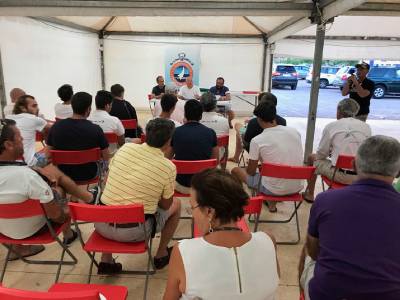 Comienza el XVI Concurso Social de Pesca de Brumeo! Más de 60 pescadores expertos se dan cita hoy en el Club Náutico Oropesa