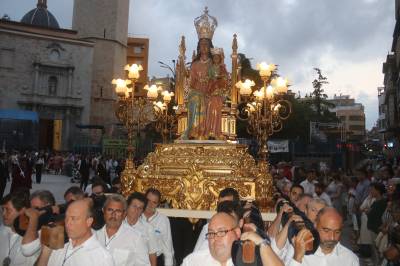 Burriana honra a su patrona