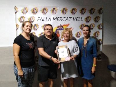Rosa Mª Llorach guanya el cap de setmana faller del Mercat Vell de Benicarló
