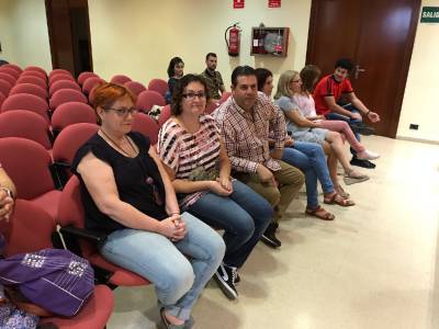 Alfondeguilla se forma per a utilitzar el desfibril·lador