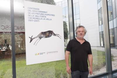La UJI rendirá homenaje a los 100 años de arte rupestre en Castellón con una escultura-memorial que representará la cierva de la Cueva de los Caballos