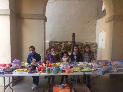 Èxit del Mercadet Benèfic de Benassal