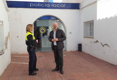 El Ayuntamiento de la Vall d'Uixó comprará 20 chalecos antibalas y un vehículo híbrido para la Policía Local