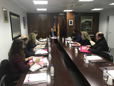 La Diputación ultima con los ayuntamientos su mejor participación en Cevisama para respaldar al sector cerámico