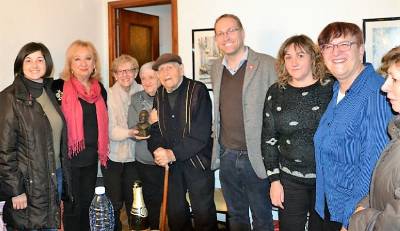 Blanch en el homenaje a un centenario militante de Torreblanca