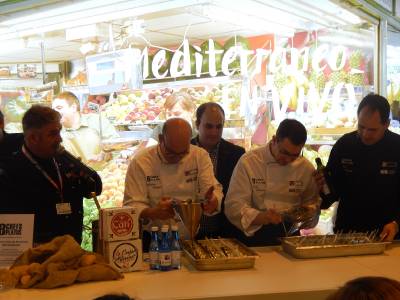 La Diputación muestra al mundo en FITUR la calidad de los productos de Castellón y el talento de los chefs de la provincia