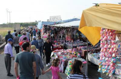 Borriana se mantiene fiel a su tradición del Ecce Homo y suma la segunda edición de la Fira del Comerç