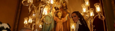 La Vall d'Uixó ofrena a la Sagrda familia, però la plutja impedeix la processó pels carrers