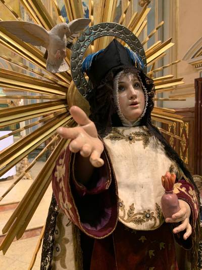 El PP celebra la inversión de Diputación en la restauración de la talla de Santa Teresa tras actuar en la peana de San Luis de Almassora
