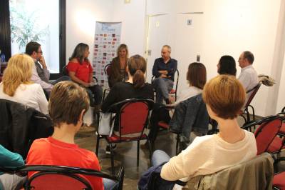 Leo Nules compta amb la participació d'importants professionals de les lletres com la periodista i escriptora Marta Robles