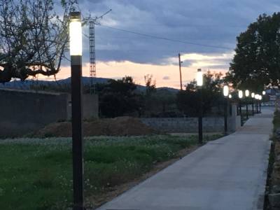 L'ajuntament de la Jana presenta el nou enllumenat del passeig del cementeri