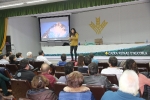 LA RELEVANTE ALPINISTA ESTER SABADELL LLEN? EL SAL?N DE ACTOS DE LA CAIXA RURAL DE L'ALCORA