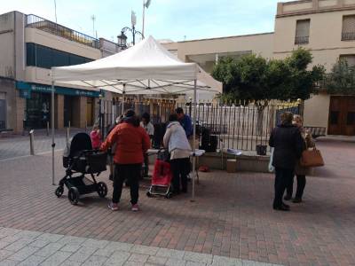 Xilxes inicia el repartiment de galledes domèstiques per separar la matèria orgànica