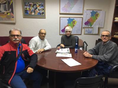 L'Associació de Jubilats i Pensionistes Castro es reunix amb la diputada d’Acció Social