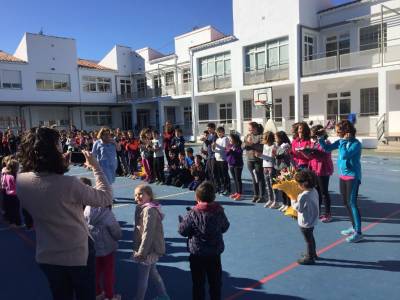 Vilafamés reconeix el treball de Emilia Forés, la cuinera del CEIP Sant Miquel
